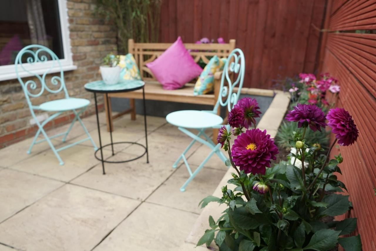 Luxury London Garden Home Sleep 7, 2 Mins To Metro Kültér fotó